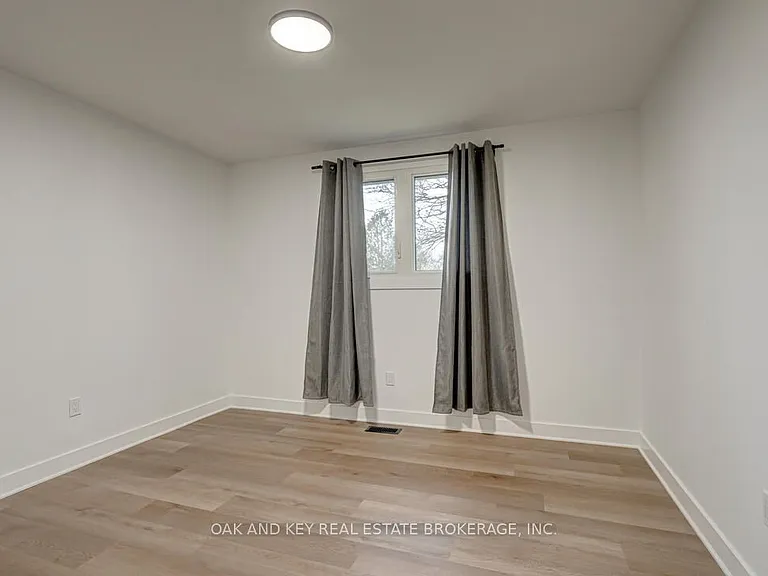 13 Dunwich Dr — Photo 15