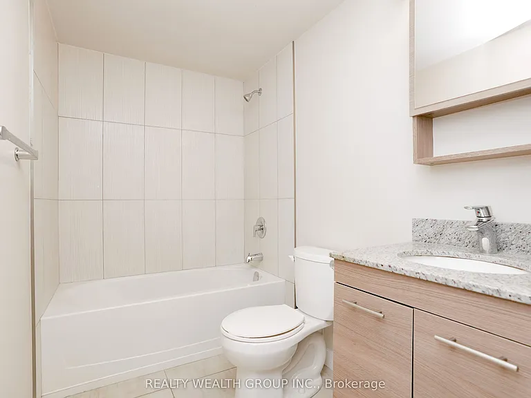 288 Albert St #113 — Photo 23