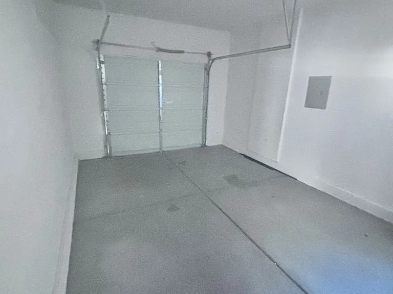 3117 Greenfriar Ave — Photo 33
