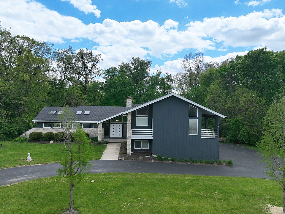 1st image of 71 Oak Creek Dr