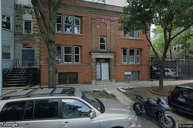 1st image of 1512 N Artesian Ave Rear 1512/2