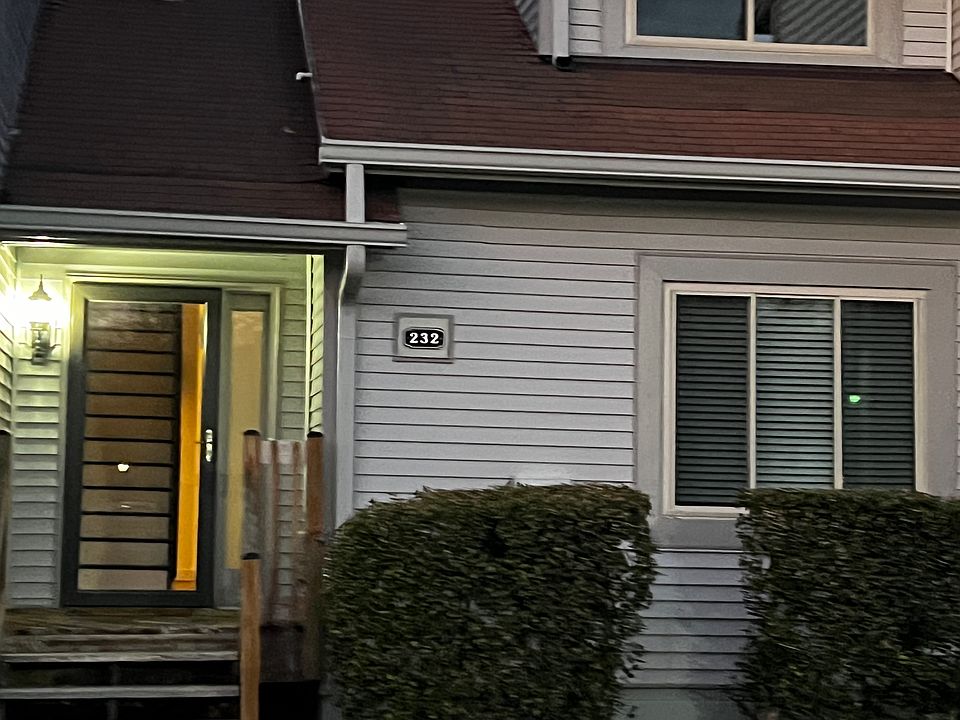 1st image of 232 Misty Point Ln