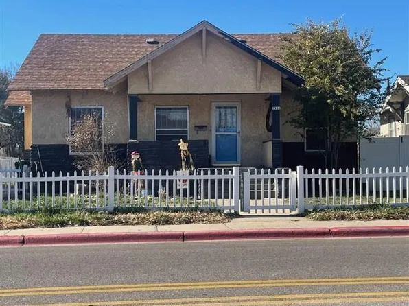 1926 Avenue B, Scottsbluff, NE 69361