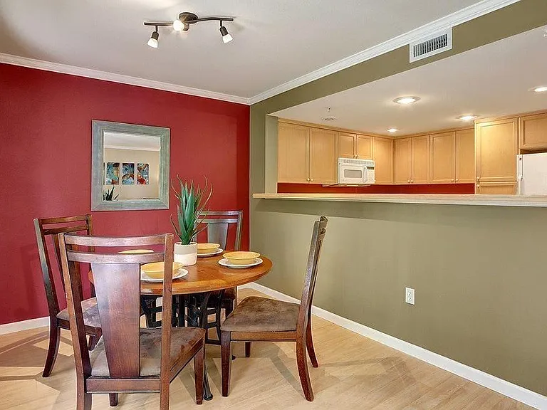 25235 SE Klahanie Blvd — Photo 4