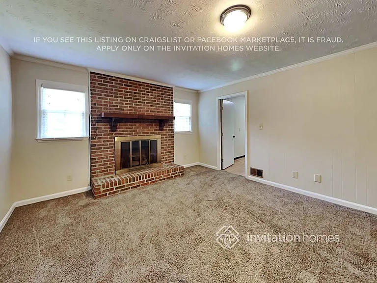 3158 Larkspur Cir — Photo 4