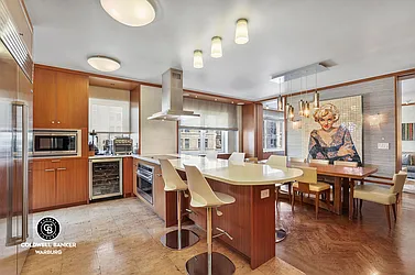 Sold by Coldwell Banker Warburg