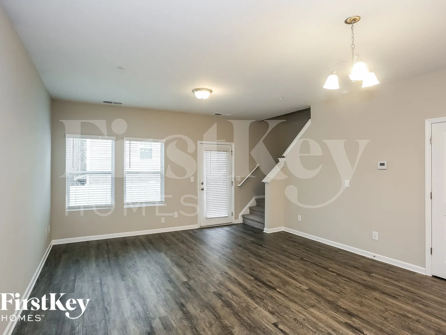 3 bed, 2.5 bath, 1609 sqft, $2,200 — Photo 4