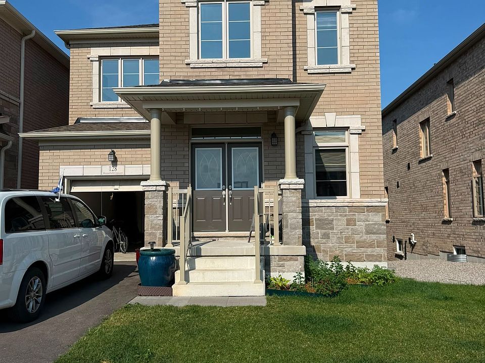 1st image of 128 Bloomfield Cres E