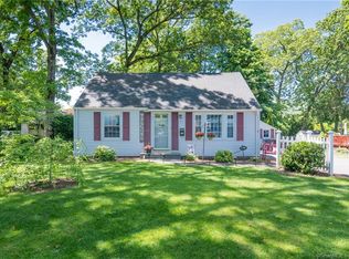 4 Wilstar Cir, Enfield, CT 06082