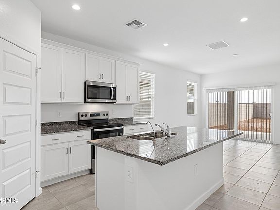 4th image of 17490 N SALERNO Drive