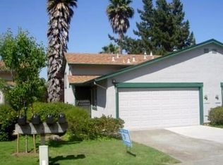 32 Calhoun St, Vallejo, CA 94590
