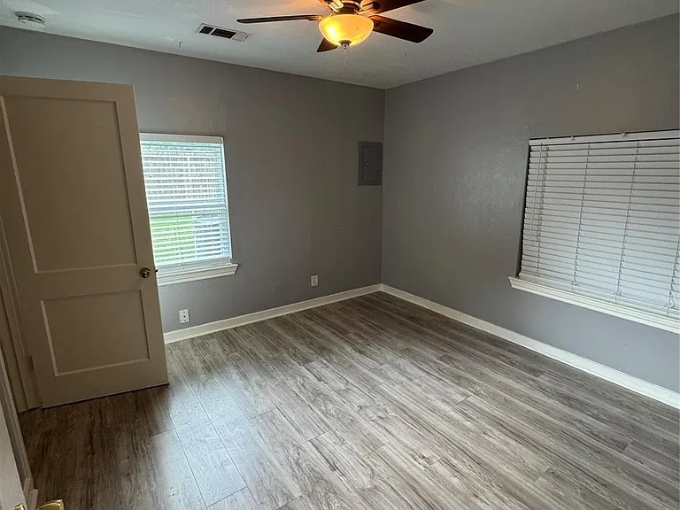 6629 Corbin St — Photo 14