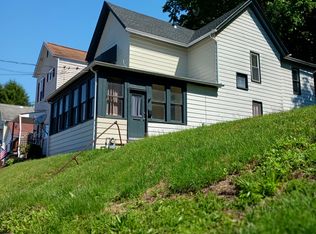 569 13th Ave, New Brighton, PA