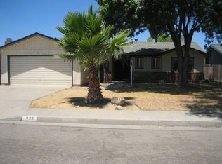 932 Moffat Dr, Hanford, CA