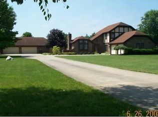 10669 Kendig Rd, New Carlisle, OH 45344