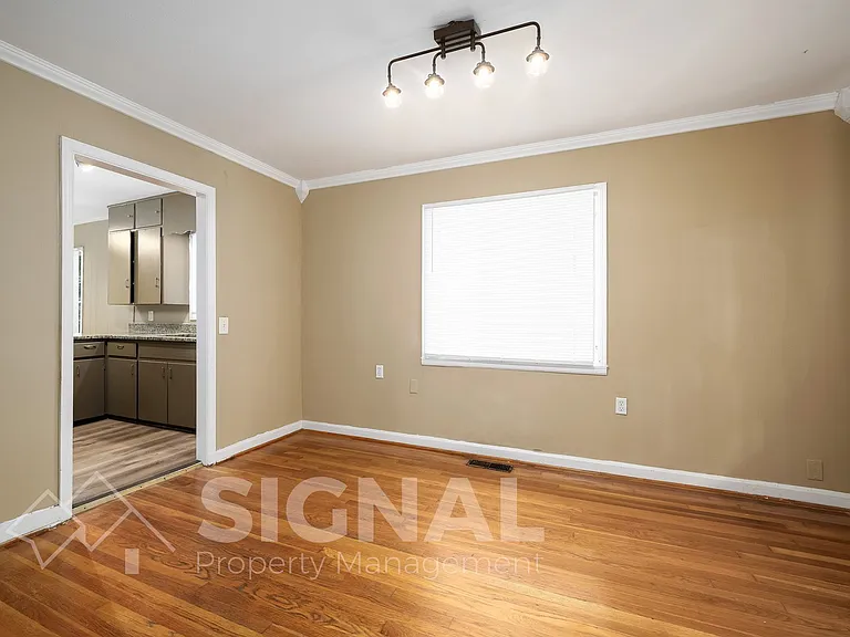 1156 Skyline Dr — Photo 9
