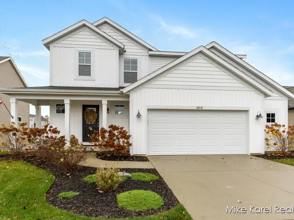 5918 Farmview Dr, Allendale, MI 49401