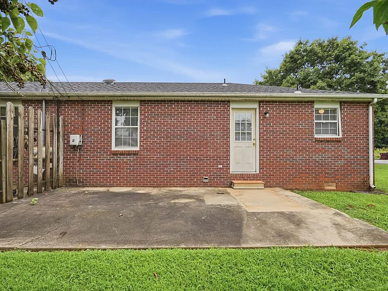 26990 Elkins Rd #K — Photo 13