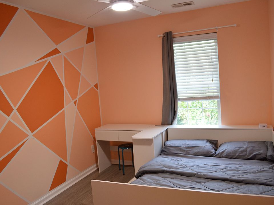 Full bed and dresser