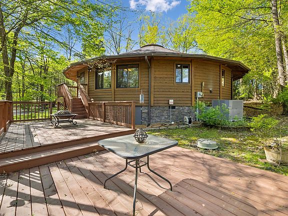 3rd image of 3055 Smith Springs Rd