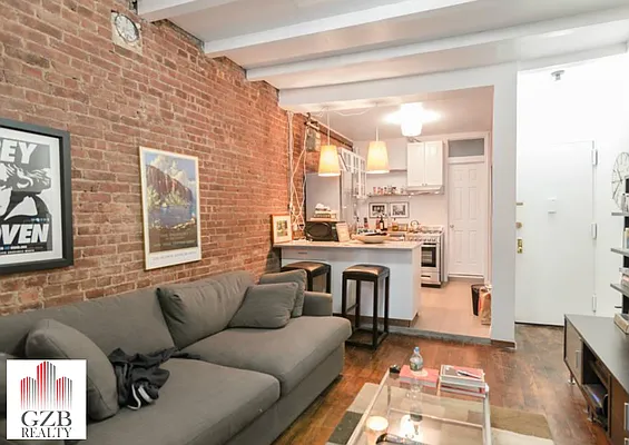 Rented by Avenues Real Estate | media 15