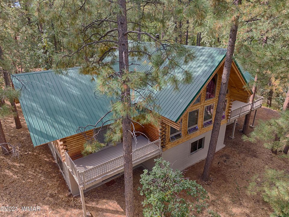 1st image of 1825 E Woodchuck Ln