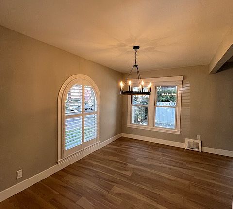 4th image of 1342 Glenwood Ave