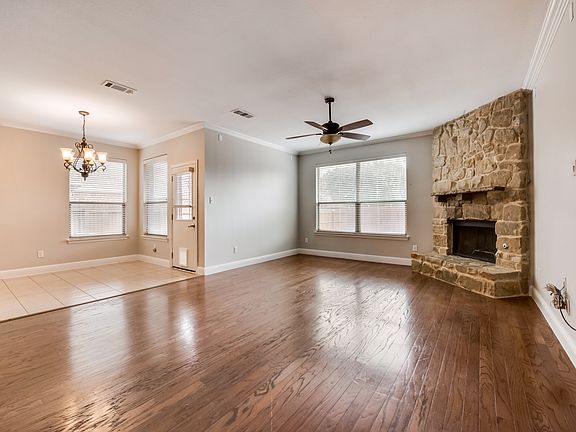 3rd image of 2569 Pinnacle Point Dr