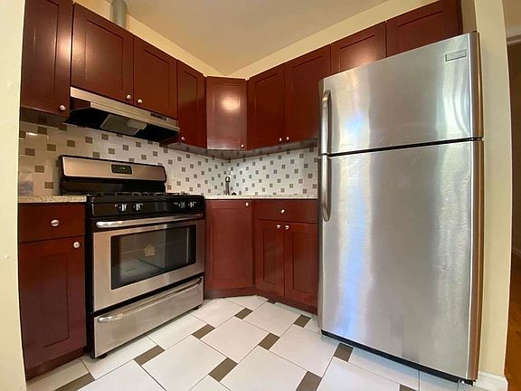 3rd image of 31-68 38th St #2B