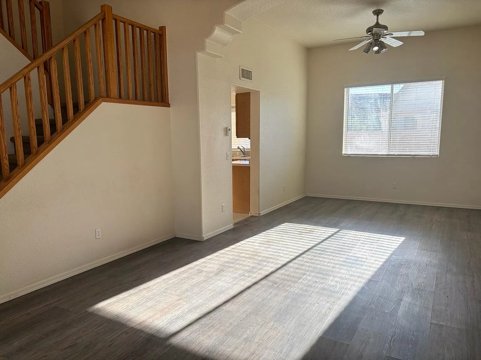 4 bed, 2055 sqft, $2,375 — Photo 1