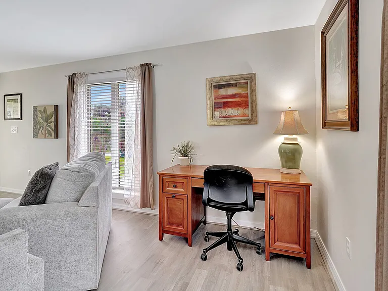 16360 N Oleander Dr — Photo 4
