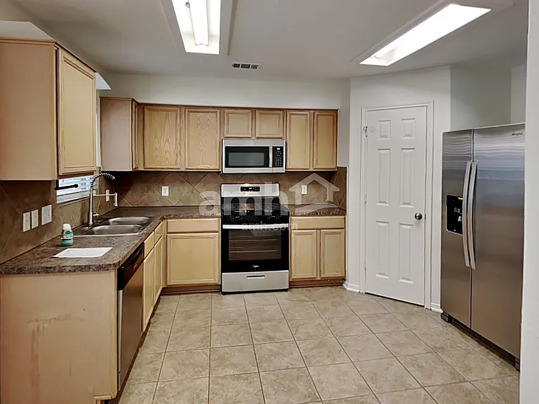 2322 Old Ox Rd — Photo 3