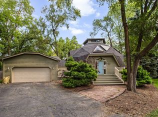 4860 Rhiannon Ct, Palatine, IL 60067