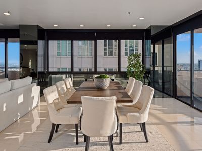 10560 Wilshire Blvd APT 1405, Los Angeles, CA, 90024