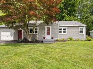 632 Beverly Dr, Webster, NY 14580