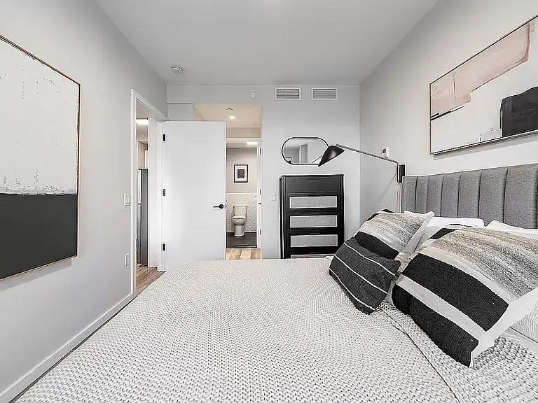 1120 Saint Johns Pl #707 — Photo 6