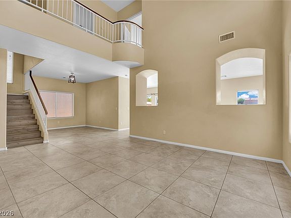 4th image of 5823 Golden Wing St