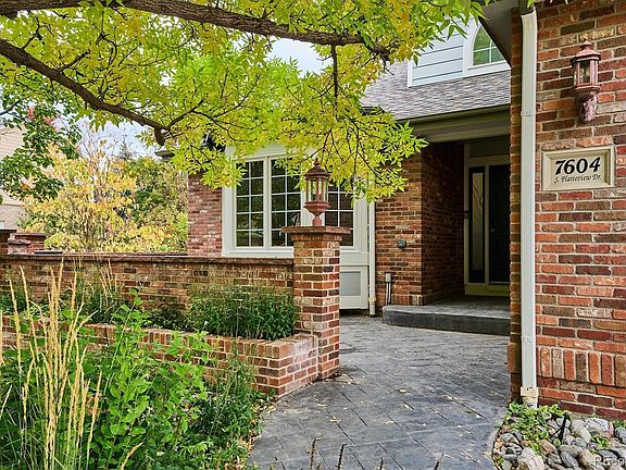 2nd image of 7604 S Platteview Drive