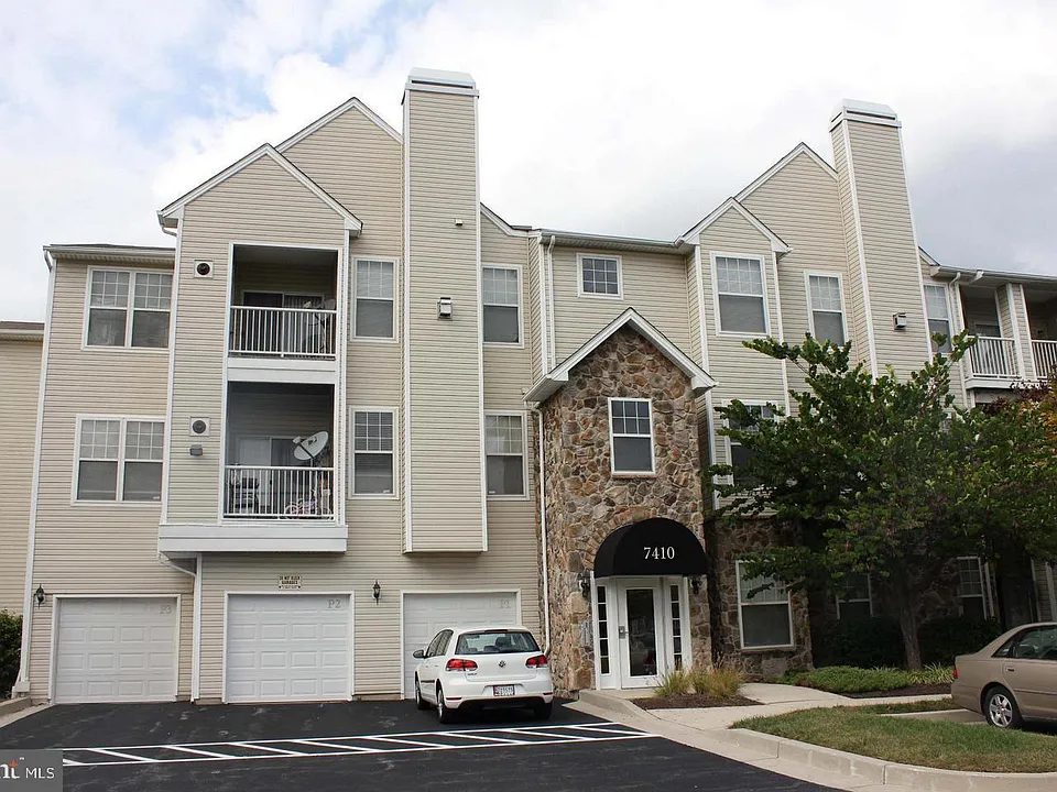 7410 Chadwell Cir #204