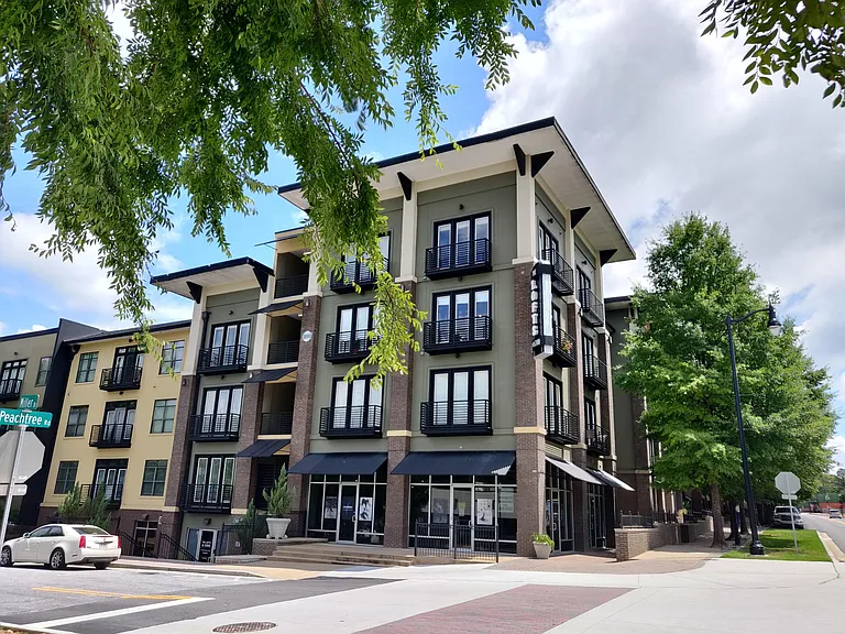 5300 Peachtree Rd #2103 — Photo 24