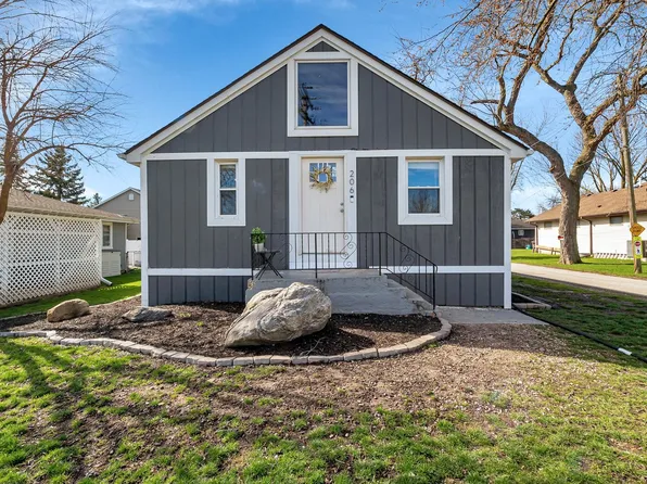 206 E Wapella St, Minooka, IL 60447