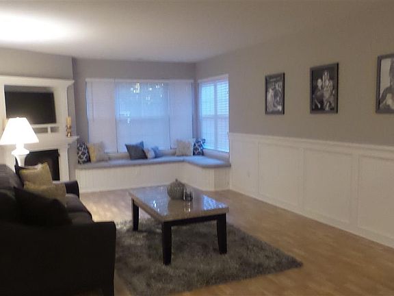 3rd image of 30 Pheasant Meadow Ct #107