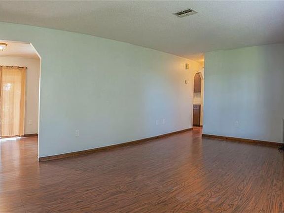 4th image of 5638 County Road 173