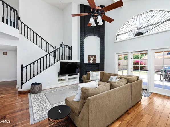 1660 W Honeysuckle Ln, Chandler, AZ 85248