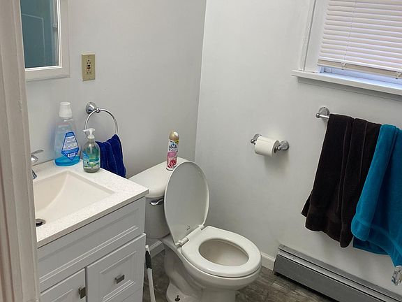 5th image of 28 Peyster St #1