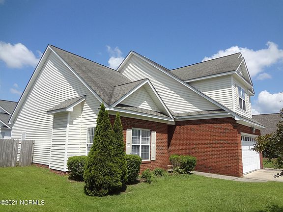 5th image of 3912 Ashcroft Dr