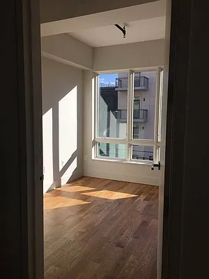 Rented by Manhattan Management LLC | media 59