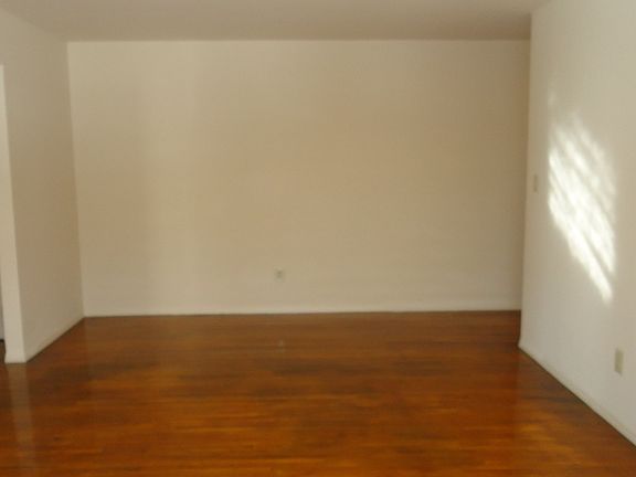 4th image of 7 Hasbrouck Dr APT G