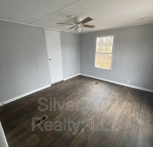 1019 S Jackson St #23 — Photo 8