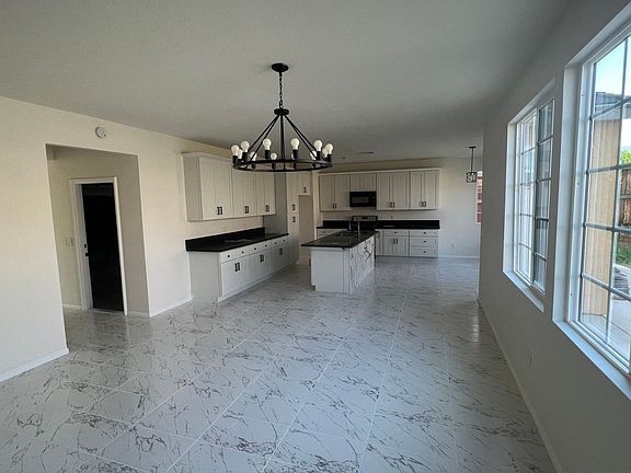 2nd image of 30999 Verona St